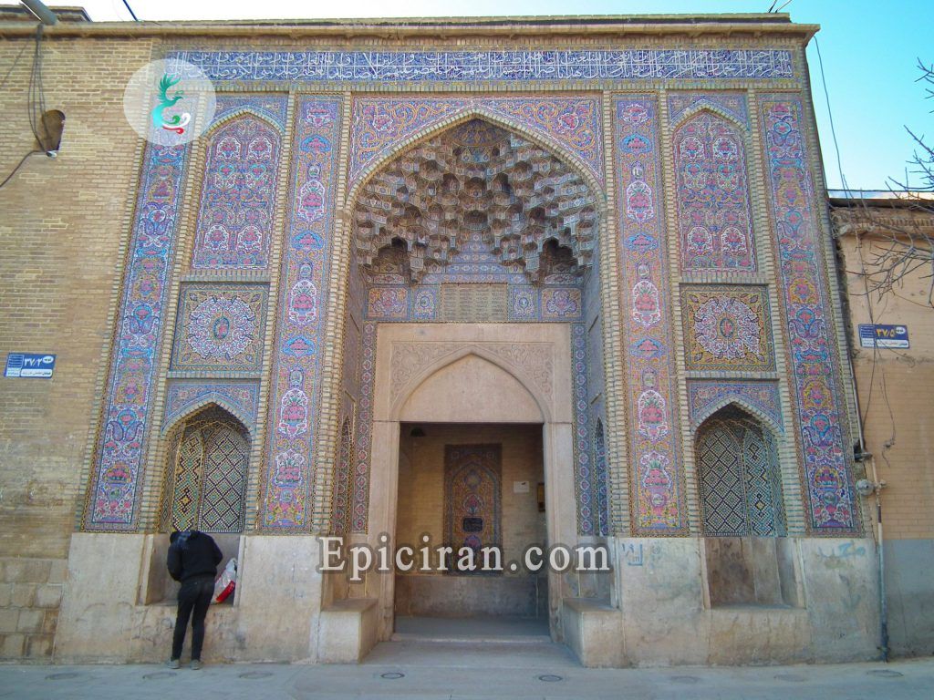 Nasir-almulk-mosque-in-shiraz-iran-1