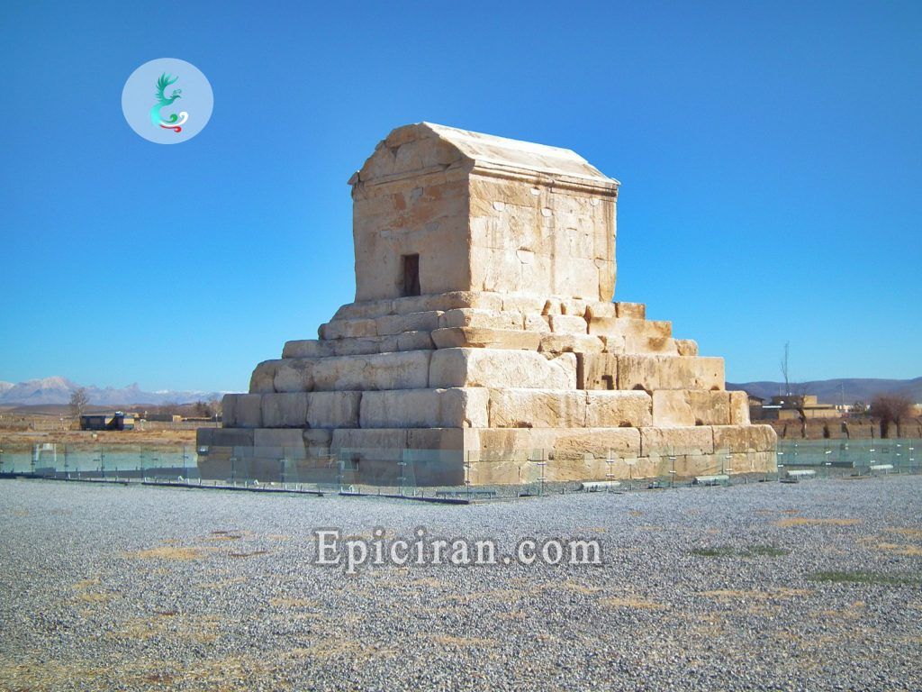 Tomb-of-cyrus-pasargadae-in-marvdasht-iran-3
