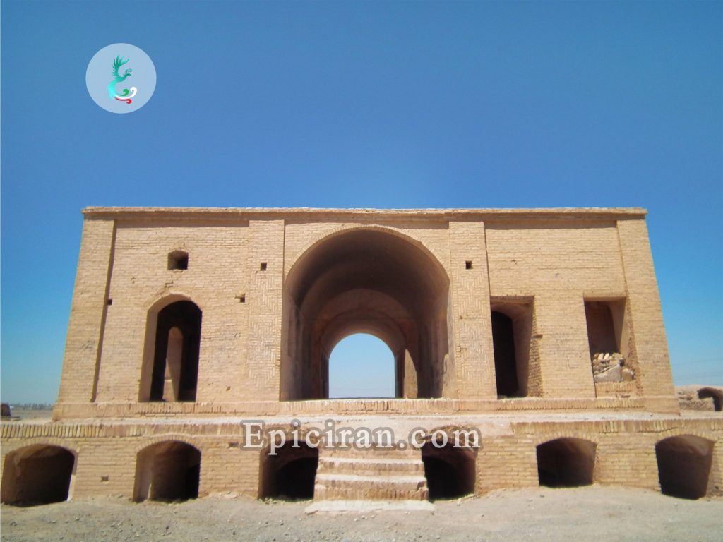 Zoroastrian-Tower-of-Silence-in-Yazd-iran-2