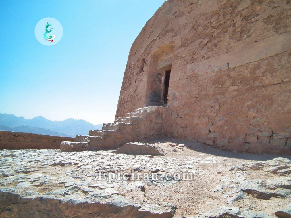 Zoroastrian-Tower-of-Silence-in-Yazd-iran-5