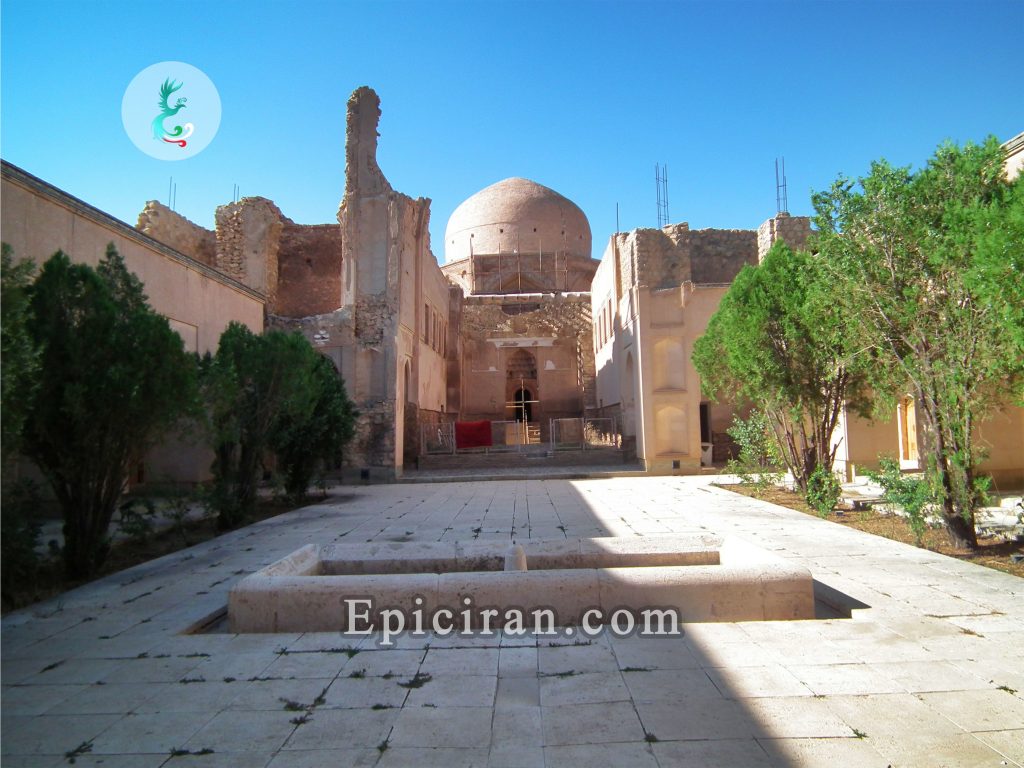 Chalabioghlou-Mausoleum-in-soltaniyeh-iran-2