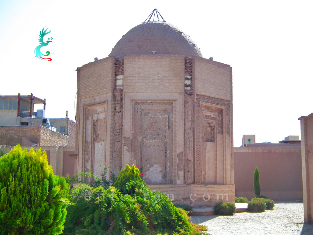 outside decorations of Khajeh Atabak Mausoleum in kerman iran