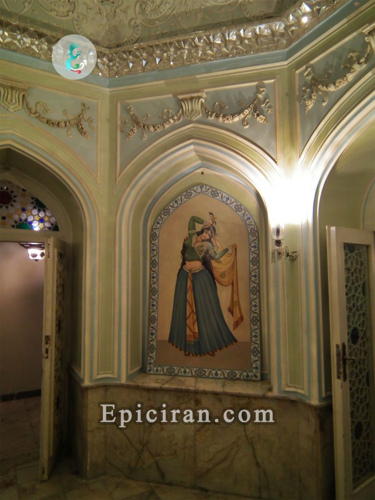 Mirror-and-Lighting-Museum-of-Yazd-in-iran-7
