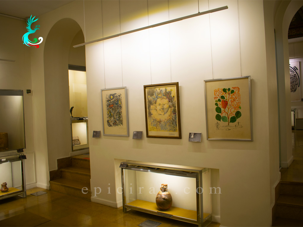 paintings in jahan nama museum in niavaran palace complex